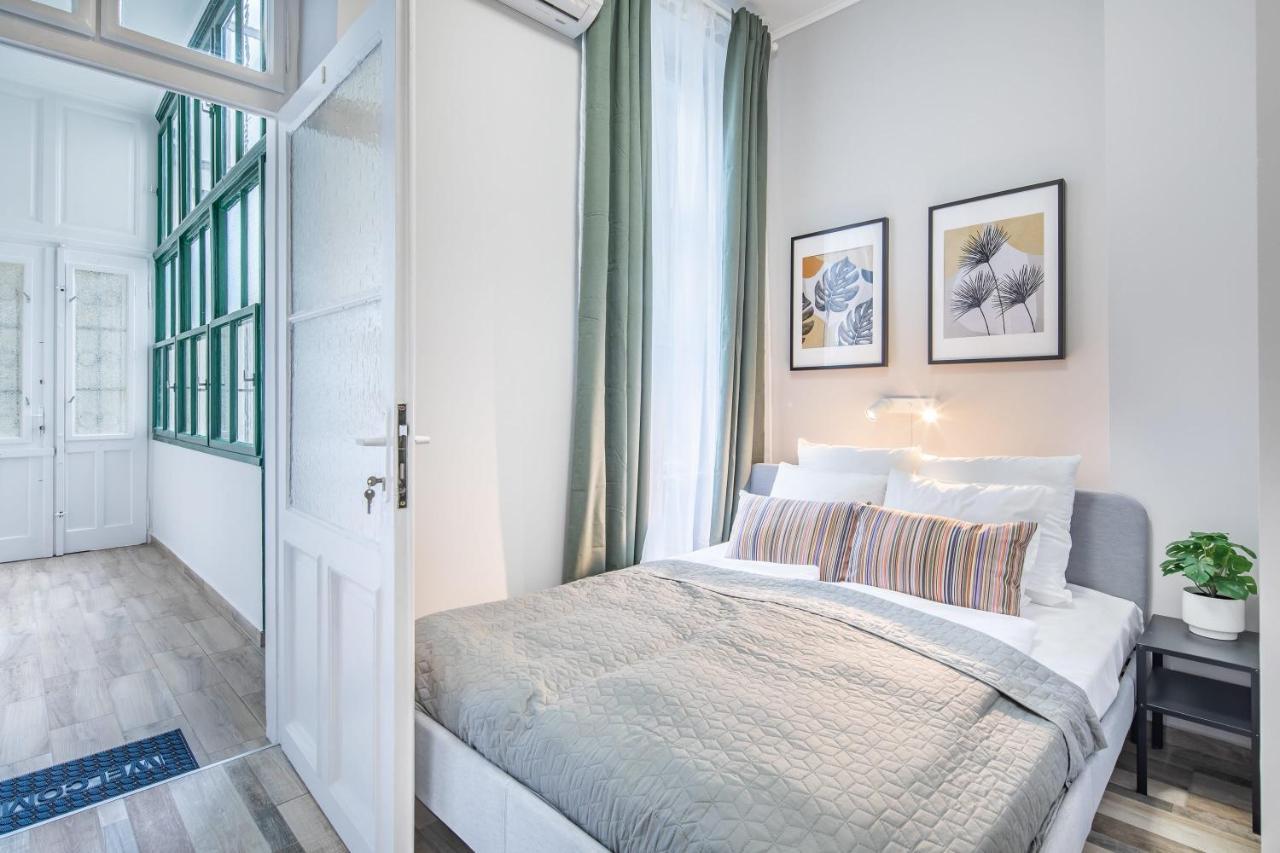 Central New Cozy Budapest Extérieur photo
